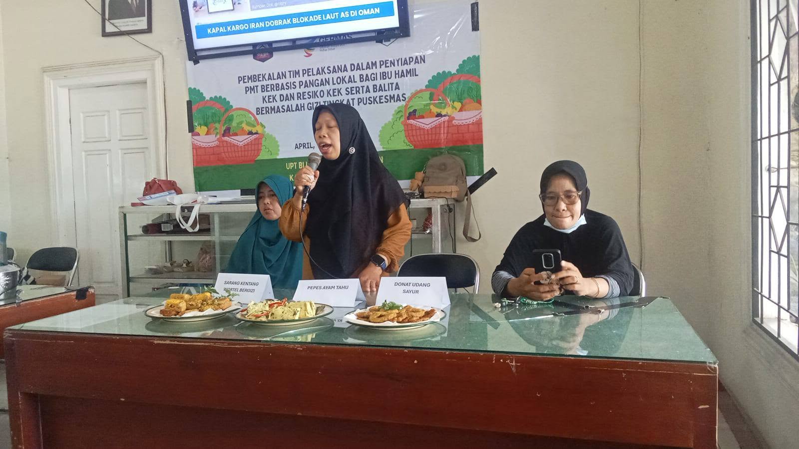 Pembekalan dan edukasi pelaksanaan pemberian PMT